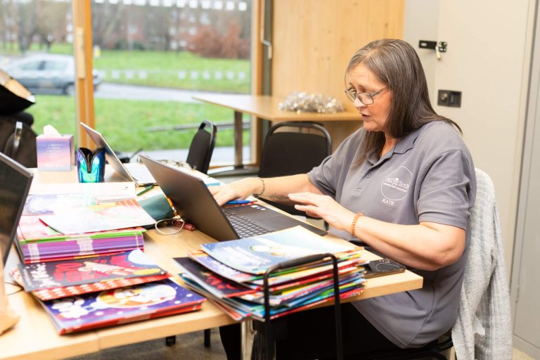 a-day-at-freeshop-120