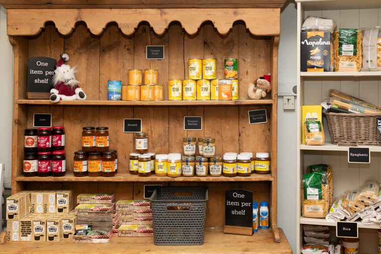 a-day-at-freeshop-44