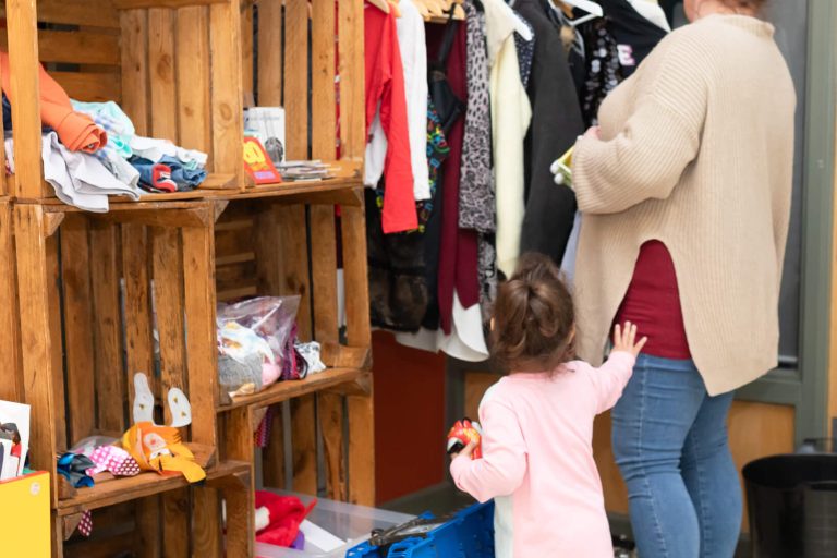 a-day-at-freeshop-52